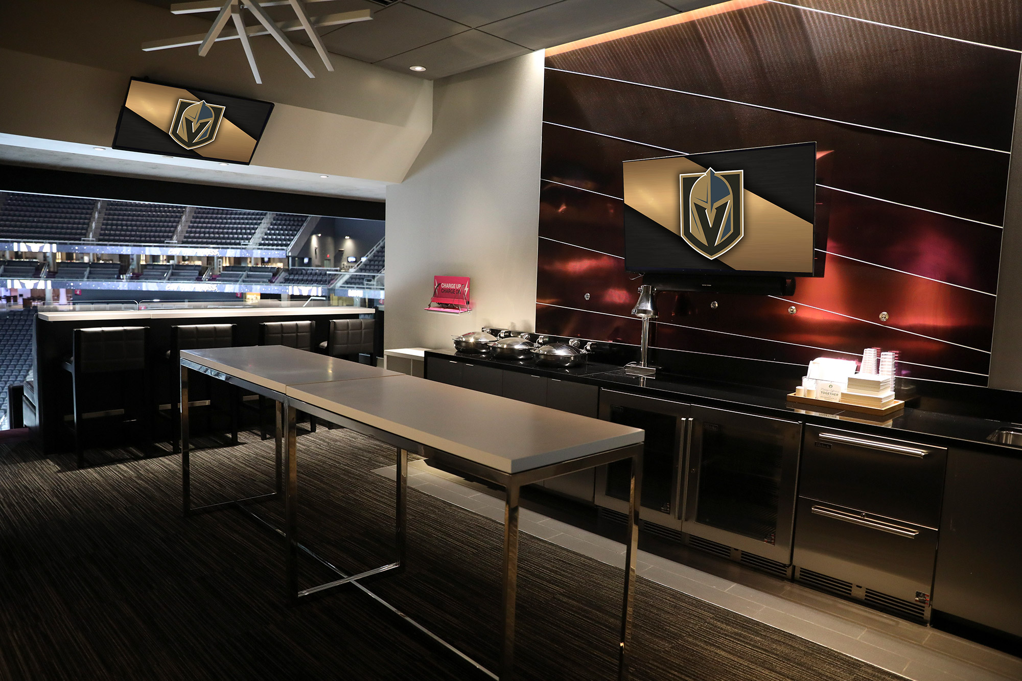 las vegas golden knights dressing room Your first look inside the Golden Knights' locker room at T-Mobile Arena. ,  From here, the Golden Knights will emerge to play the first home game in  team history against the LA Kings tonight at 7:00